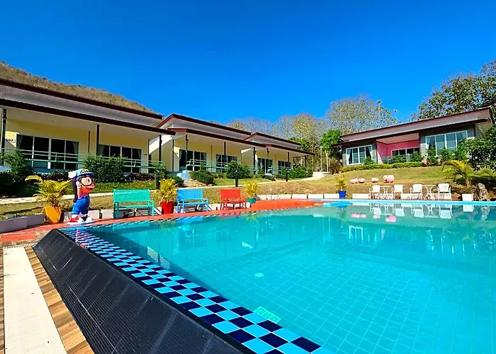 Theerama Resort Suan Phueng