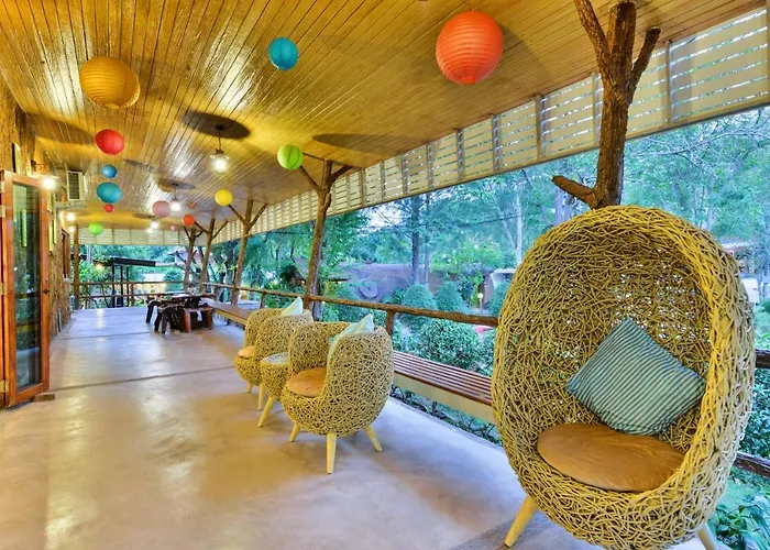 Resort Theerama Suan Phueng