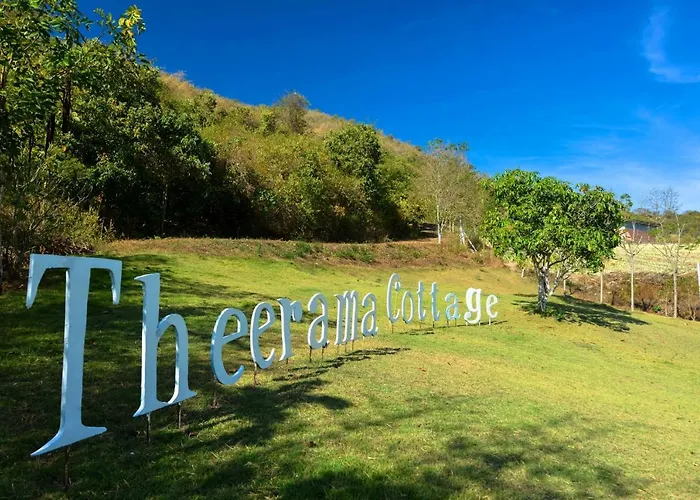 Resort Theerama Suan Phueng